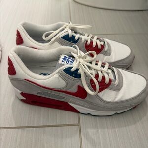 Nike Air Max 90 in White, Red, and Blue